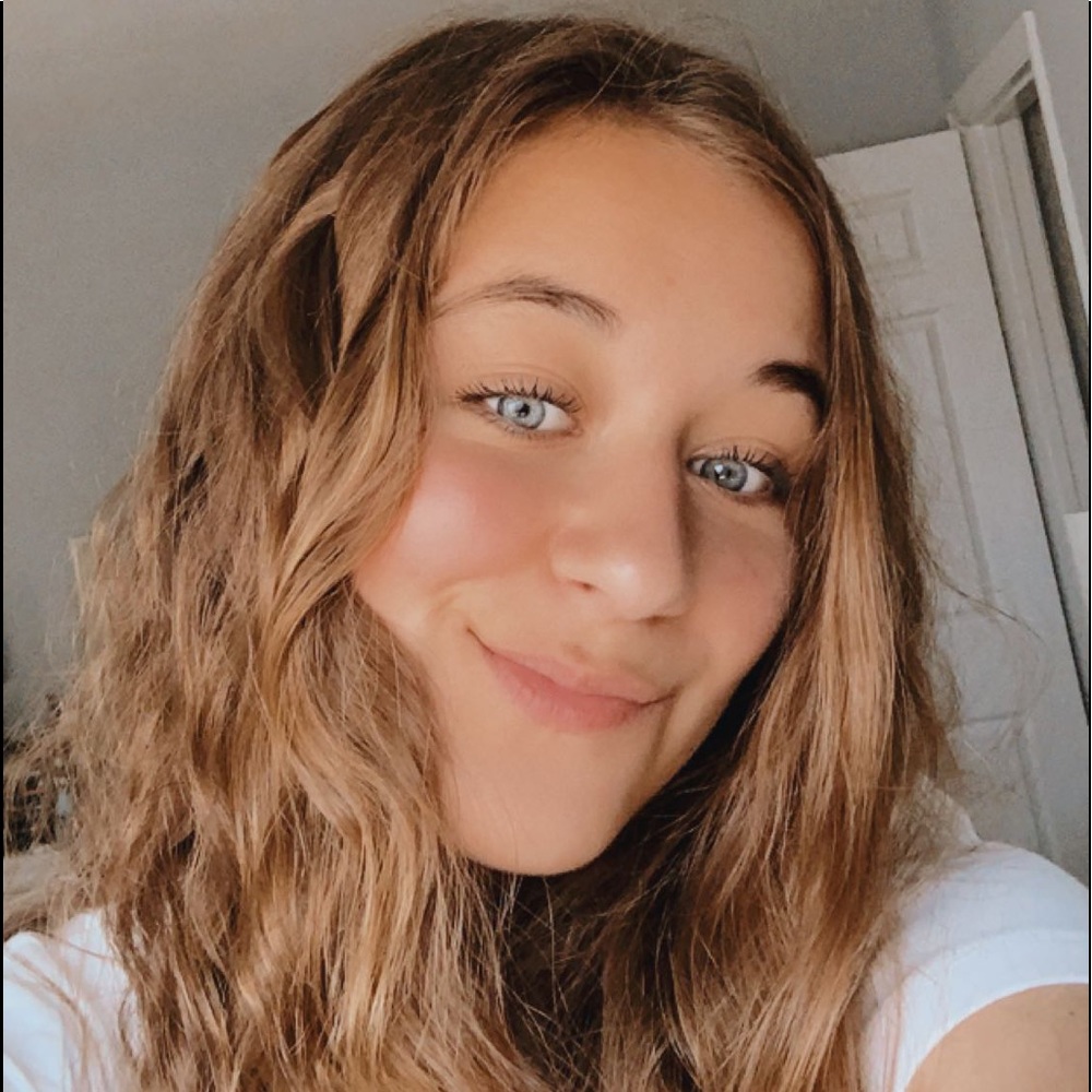 Meet your Posher, Hannah